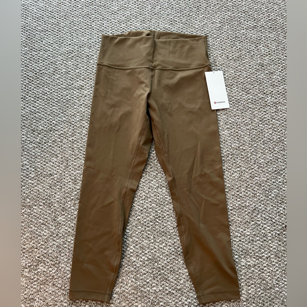 NWT Lululemon Wunder Under Training tight 25”